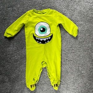 Disney Baby Onesie 6 Months Great Condition!